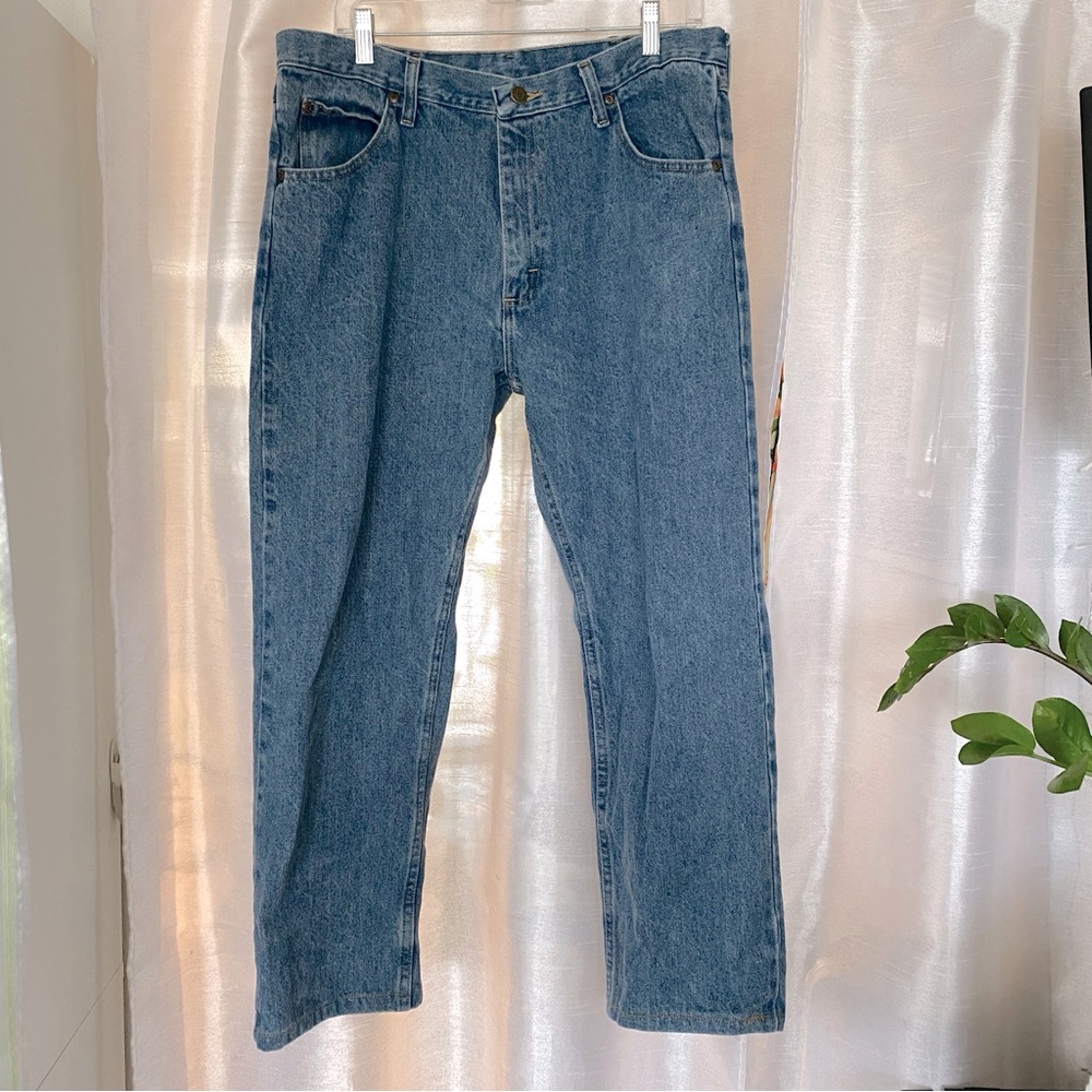 EUC Mens Wrangler jeans 36/29